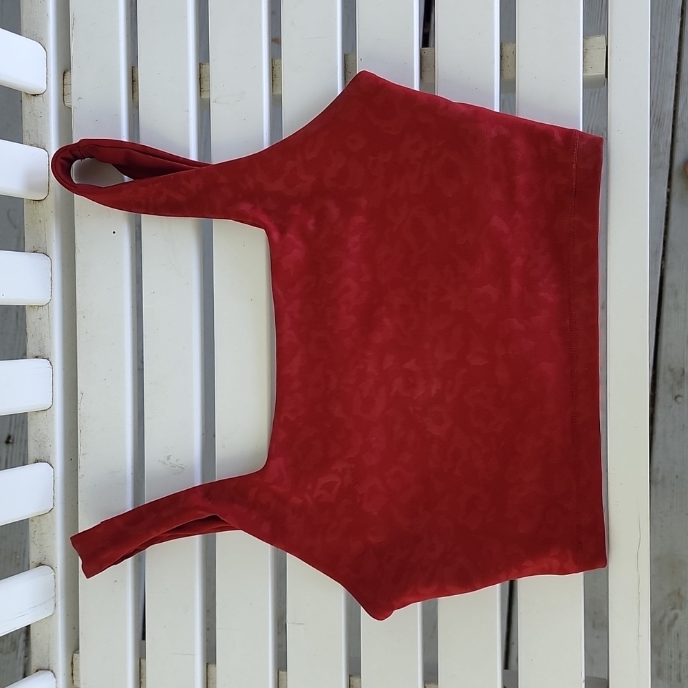 A line crop top sports bra